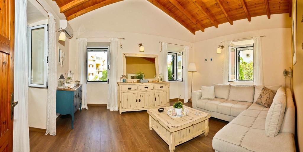 Theano Cottage Гайос Номер фото